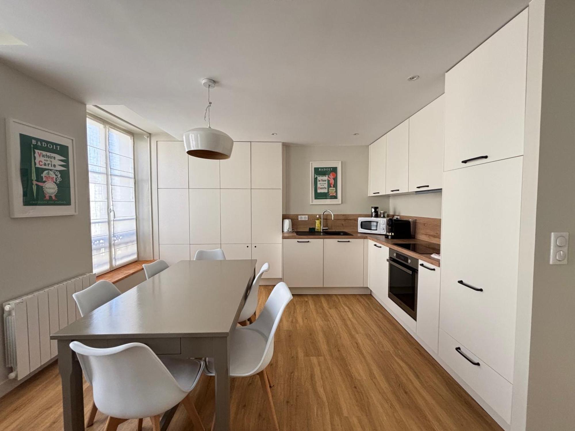 Bajocasse Apt Duplex Spacieux 3 Ch 2 Sdb Cosy Plein Centre Bayeux Decoration Elegante Proche Plages Du Debarquement Exterior foto